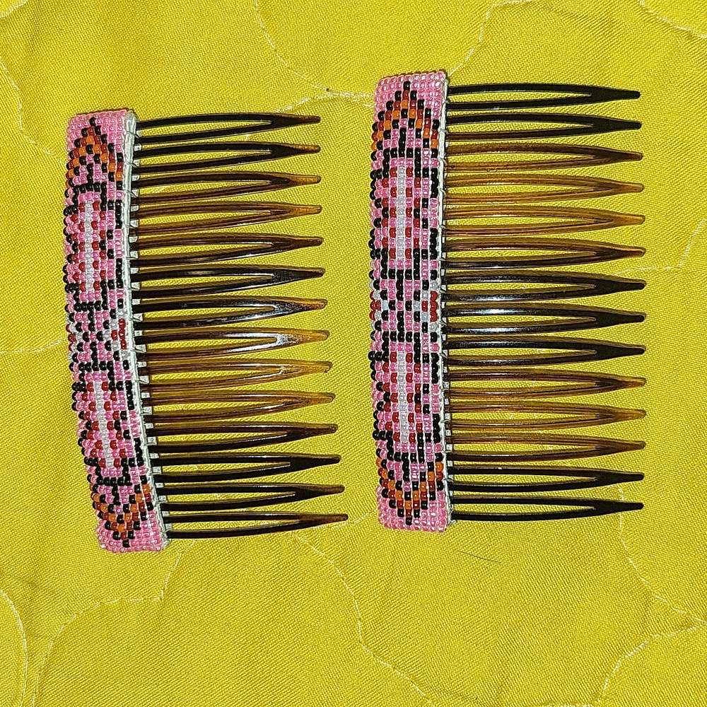 NWT Hand Beaded clips